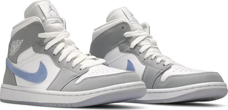 Air Jordan 1 Mid Wmns 'Wolf Grey Aluminum'